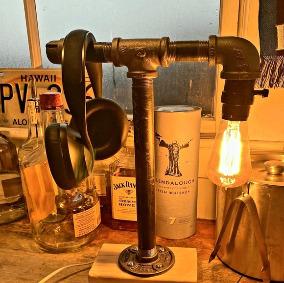Industrial Table Lamp & Stand (for headphones) - Picture 6 of 11